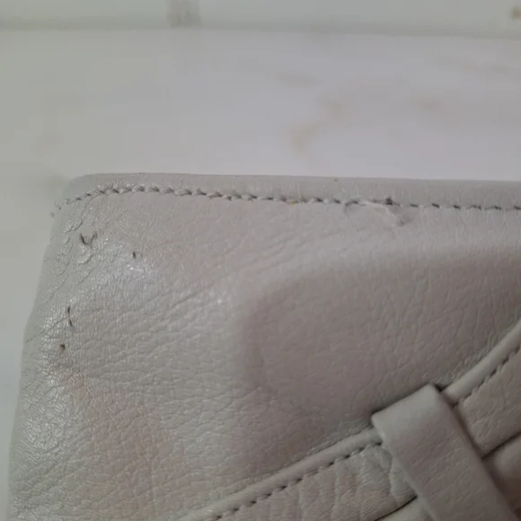 Vintage 80s 90s White fauLeather Ruched Formal Handbag Purse Clutch 11" - Picture 2 of 7